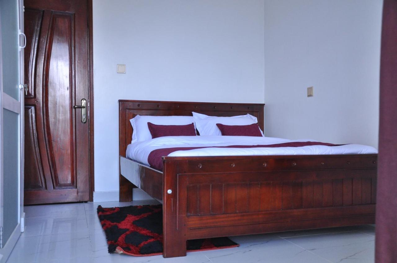 Golden View Hotel Ibanda Dış mekan fotoğraf