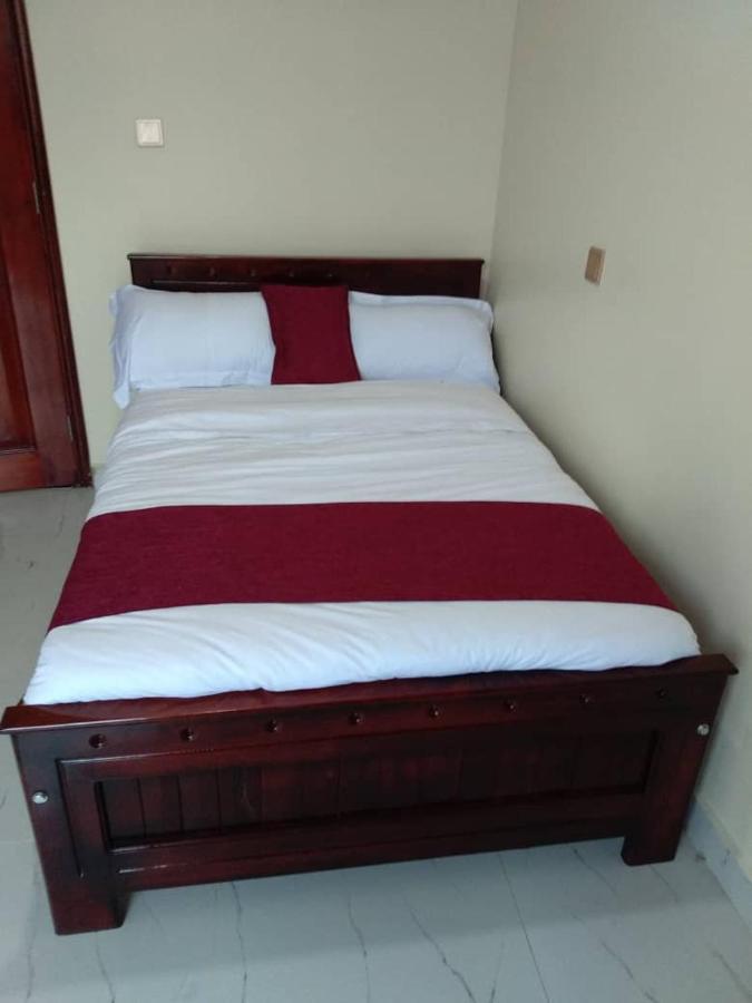Golden View Hotel Ibanda Dış mekan fotoğraf